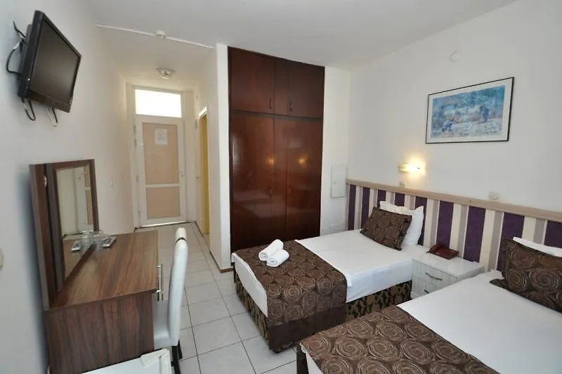 Reis Maris Hotel 말마리스