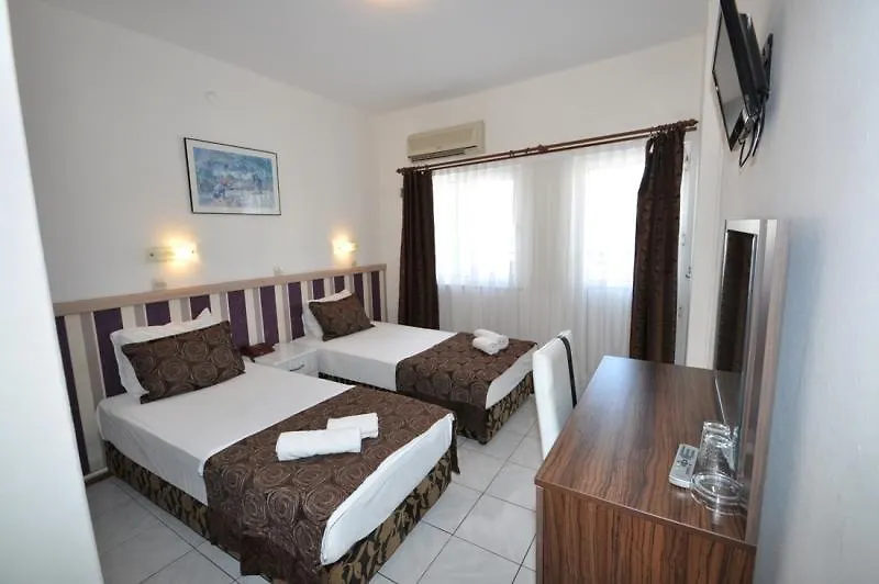 Reis Maris Hotel 말마리스