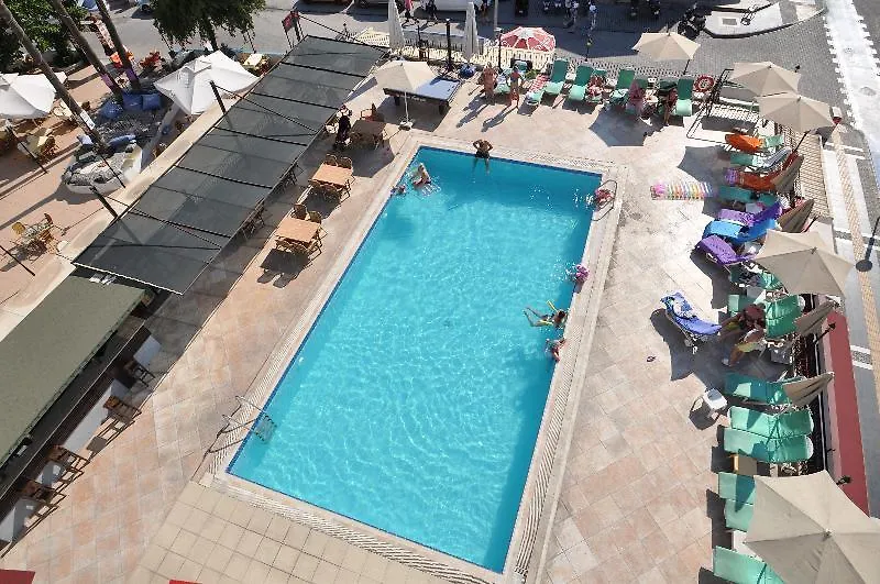 Reis Maris Hotel 말마리스